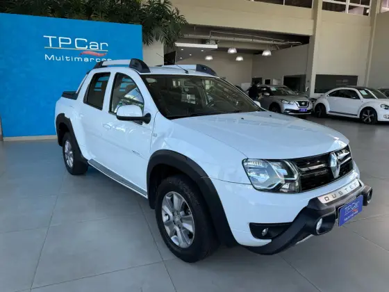 RENAULT DUSTER OROCH 2017