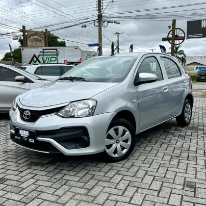 TOYOTA ETIOS 2018