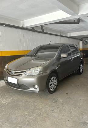 TOYOTA ETIOS 2017