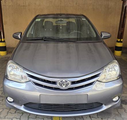 TOYOTA ETIOS 2015