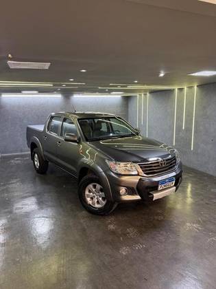 TOYOTA HILUX 2013