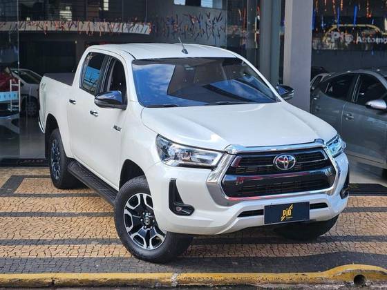 TOYOTA HILUX 2021