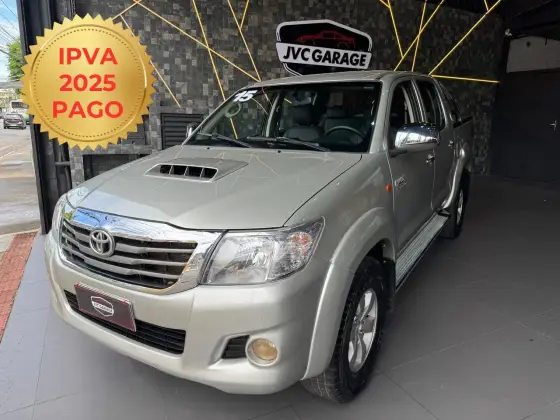 TOYOTA HILUX 2015