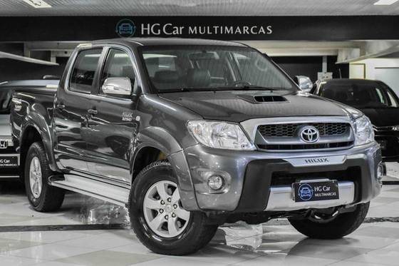 TOYOTA HILUX 2011