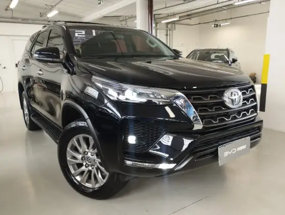 TOYOTA HILUX SW4 2021