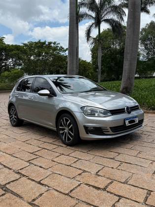 VOLKSWAGEN GOLF 2014