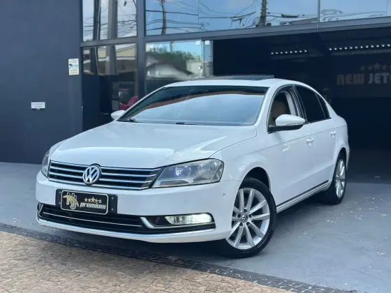 VOLKSWAGEN PASSAT 2014