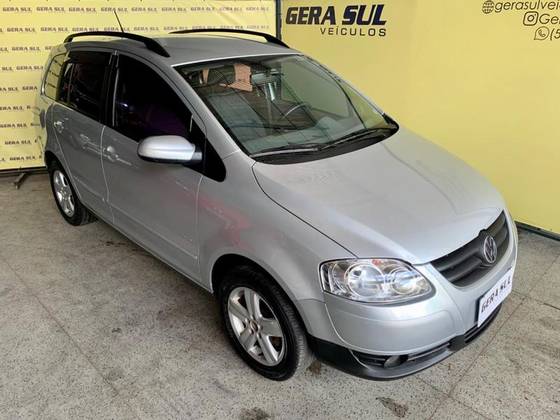 VOLKSWAGEN SPACEFOX 2010