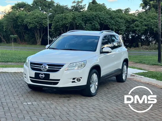VOLKSWAGEN TIGUAN 2011