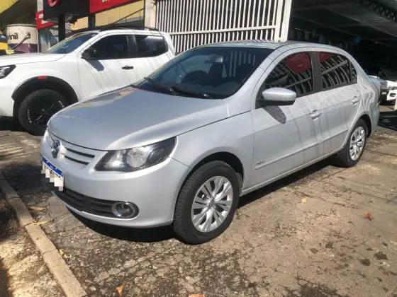 VOLKSWAGEN VOYAGE 2009