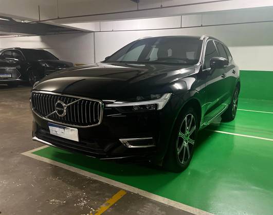 VOLVO XC60 2021