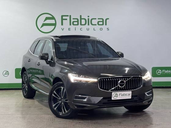 VOLVO XC60 2021