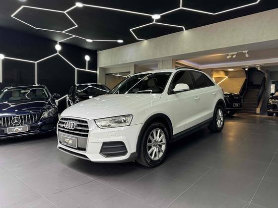 AUDI Q3 2016