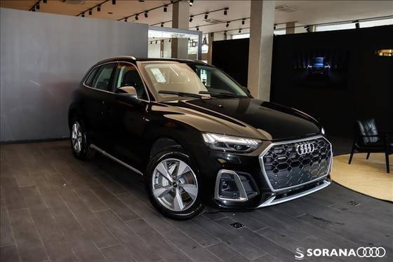 AUDI Q5 2025