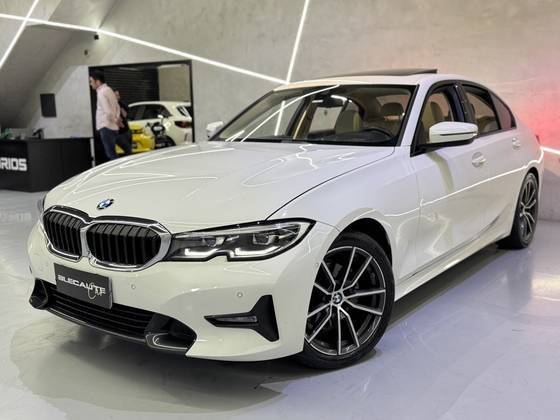 BMW 320i 2022