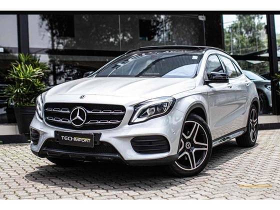 MERCEDES-BENZ GLA 250 2019