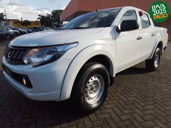 MITSUBISHI L200 TRITON 2023