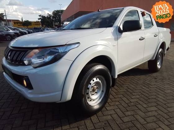 MITSUBISHI L200 TRITON 2023