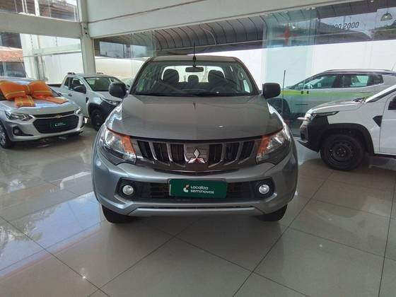 MITSUBISHI L200 TRITON 2023