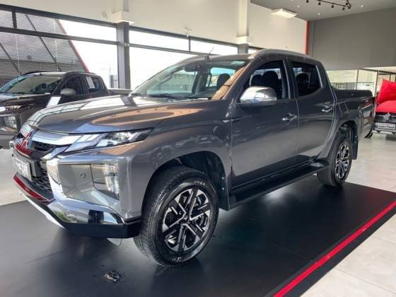 MITSUBISHI L200 TRITON 2025