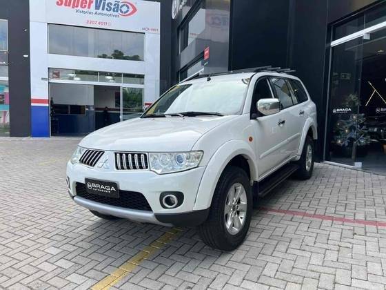 MITSUBISHI PAJERO DAKAR 2013