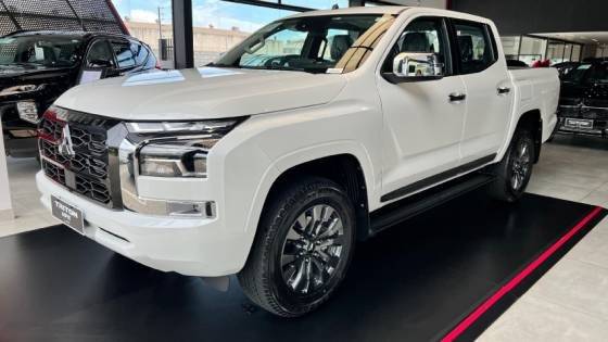 MITSUBISHI TRITON 2026