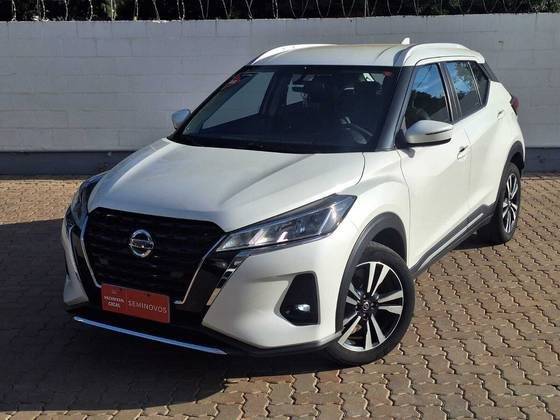 NISSAN KICKS 2022