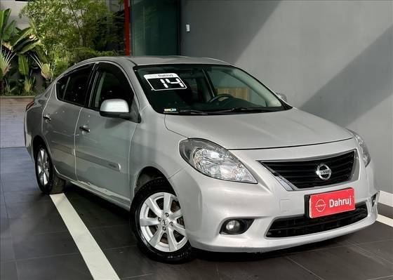 NISSAN VERSA 2014