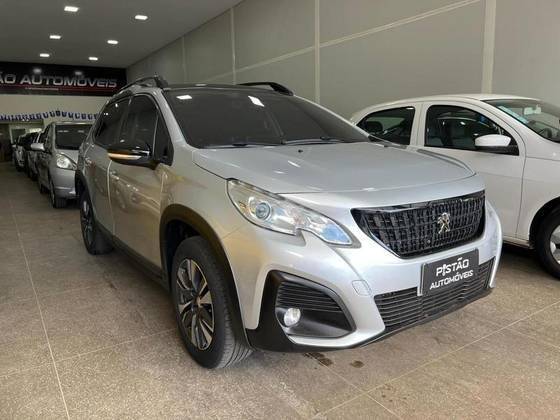 PEUGEOT 2008 2020