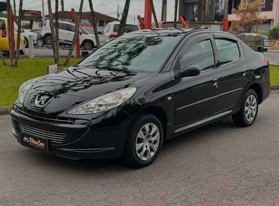 PEUGEOT 207 2012