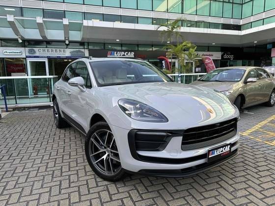 PORSCHE MACAN 2024