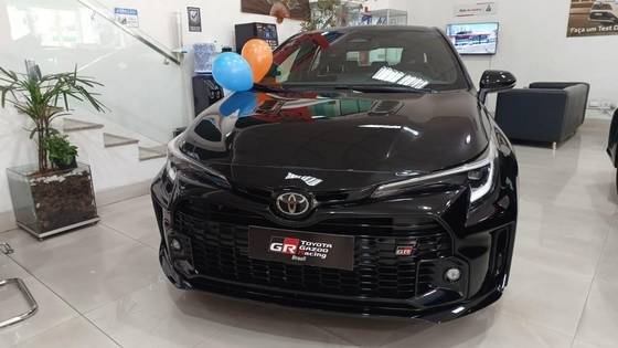 TOYOTA GR COROLLA 2024