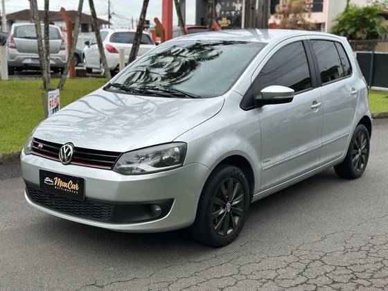 VOLKSWAGEN FOX 2011