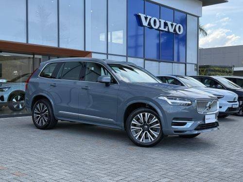 VOLVO XC90 2021