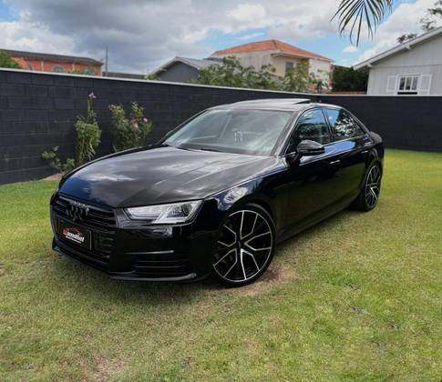 AUDI A4 2017