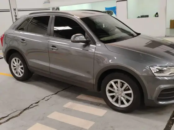 AUDI Q3 2017
