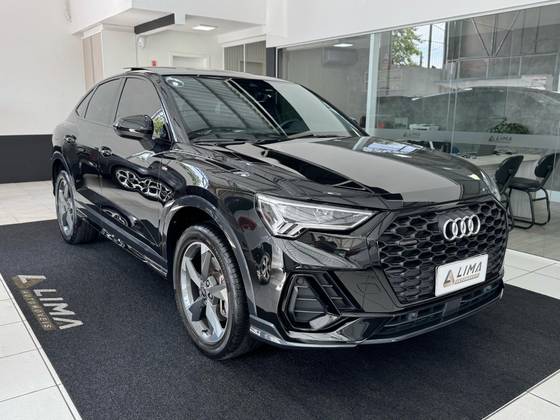 AUDI Q3 2023