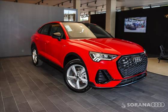 AUDI Q3 2023