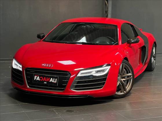 AUDI R8 2014