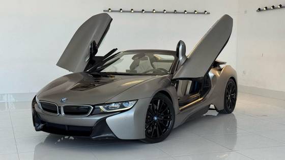 BMW i8 2020