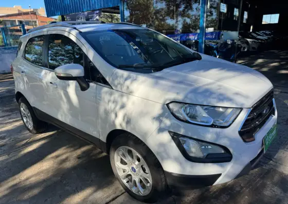 FORD ECOSPORT 2018