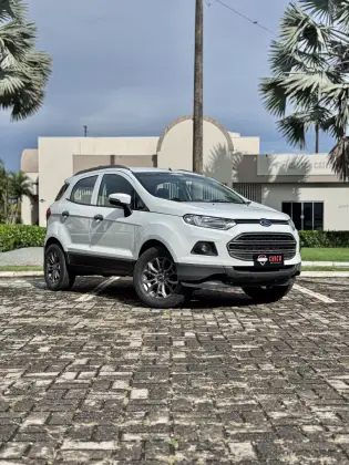 FORD ECOSPORT 2015