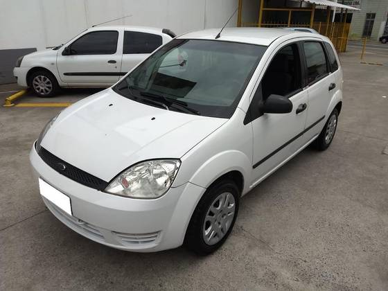 FORD FIESTA 2004