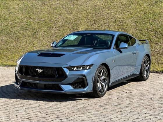 FORD MUSTANG 2024