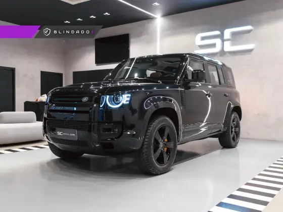 LAND ROVER DEFENDER 2024