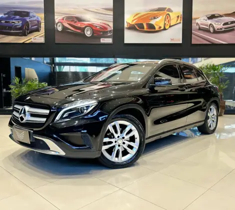 MERCEDES-BENZ GLA 200 2016