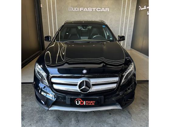MERCEDES-BENZ GLA 250 2016