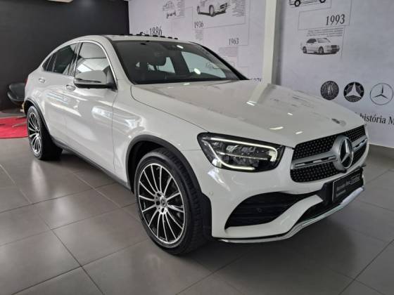 MERCEDES-BENZ GLC 300 2021