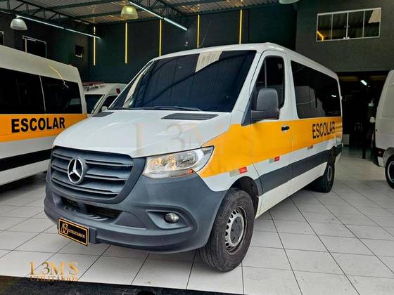 MERCEDES-BENZ SPRINTER 2023
