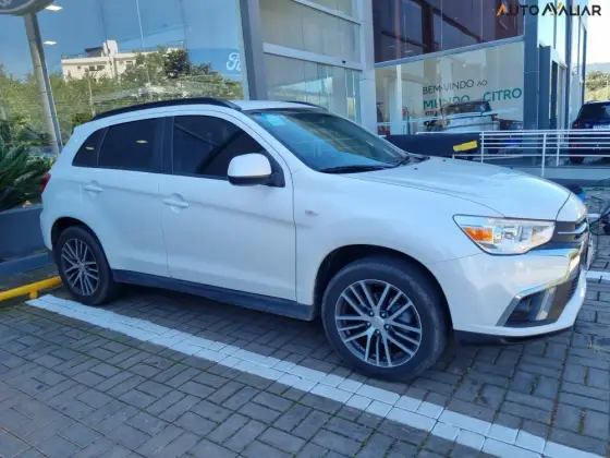 MITSUBISHI ASX 2022